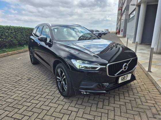 VOLVO XC60 2.0 T5 GASOLINA MOMENTUM AWD GEARTRONIC
